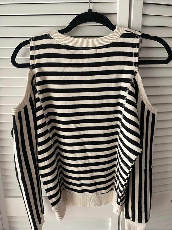 n:PHILANTHROPY Tops - n:PHILANTHROPY Black and Cream Striped Crewneck cold shoulder sweatshirt